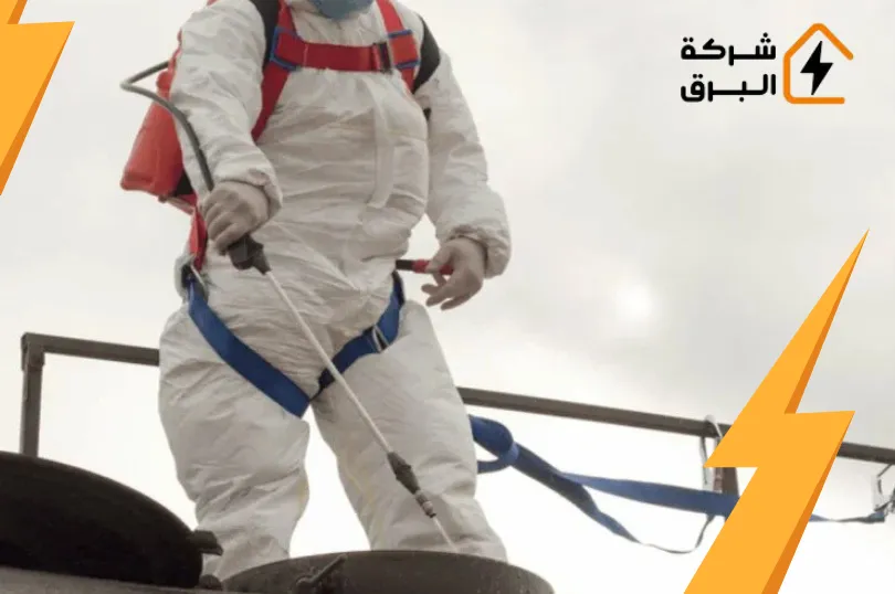 تنظيف خزانات بعد الأمطار