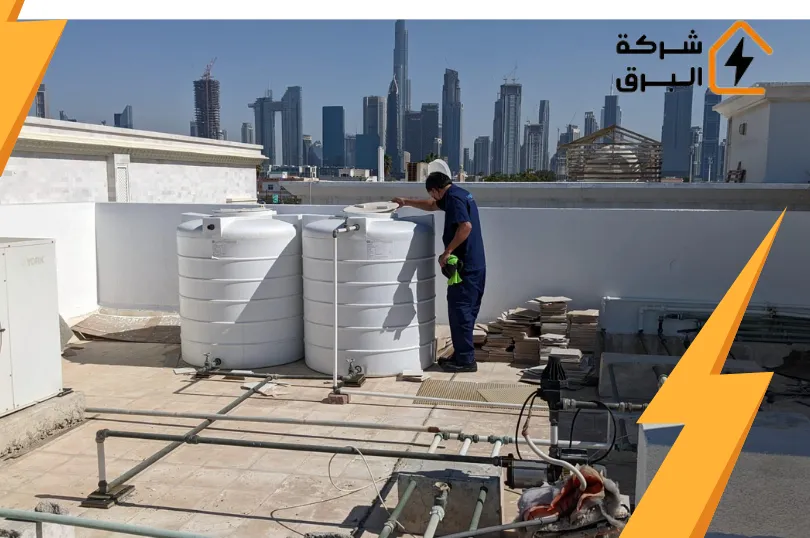 تنظيف خزانات بعد الأمطار